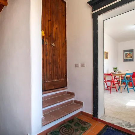 Sardinia Re - La Roda Old Town