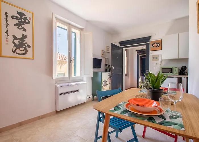 Sardinia Re - La Roda Old Town *